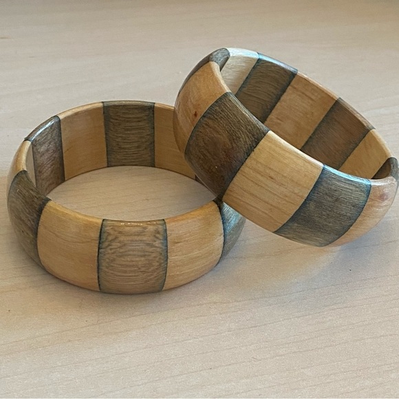 Chunky Two Tone Wooden Bangles 1 Pair - Picture 4 of 8